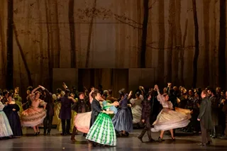 Chaicovski, Evgeni Onegin. Dirección musical, Semyon Bychkov. Puesta en escena de Ralph Fiennes. París, Opéra, febrero de 2026. © 2026 by Guergana Damianova / OnP.