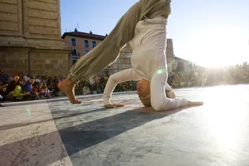 Trayectos 2008.- Decalage en la Plaza de la Seo