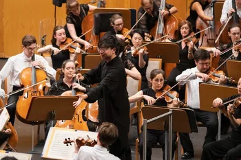 Kahchun Wong dirige a The Hallé