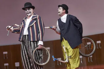 Nicholas Ofczarek y  Michael Maertens