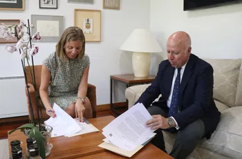 Firma del acuerdo entre Grupo SIFU y la ESMRS