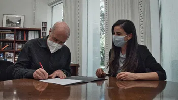 Firma del acuerdo entre la Fundación ORCAM y AMCC