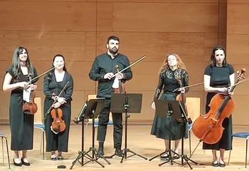 Swan Ensemble en Vila-seca