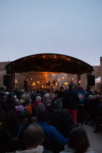 The Young Gods Play Terry Riley In C