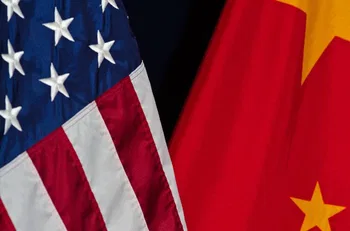 Banderas de USA y China