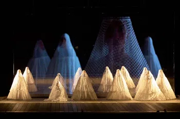 Nabucco, régie de  Christiane Jatahy