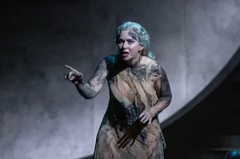 Susanne Serfling como Salome
