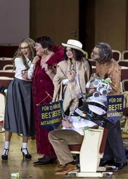 Tcherniakov: Betrothal in a Monastery