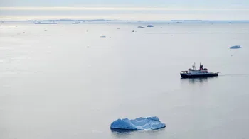 Polarstern en enero de 2023 en el mar de Bellingshausen (Antártida occidental)