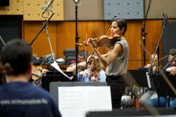 Ana Maria Valderrama en la grabación del CD dedicado a Grau