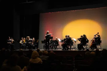 Isabelle van Keulen y la Deutsche Kammerakademie Neuss