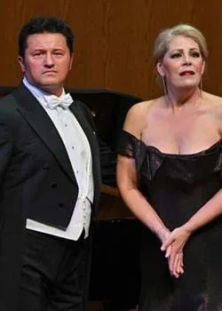 Radvanovsky y Beczala