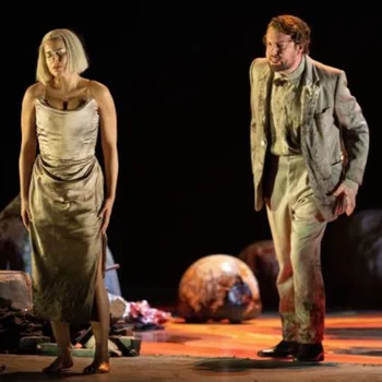 Abrahami y Yee, Rusalka