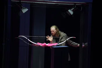 Iain MacNeil como Ulisse