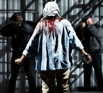 Puccini, Tosca. Regie: Barrie Kosky