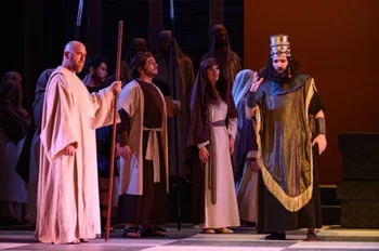 Ortiz, Nabucco