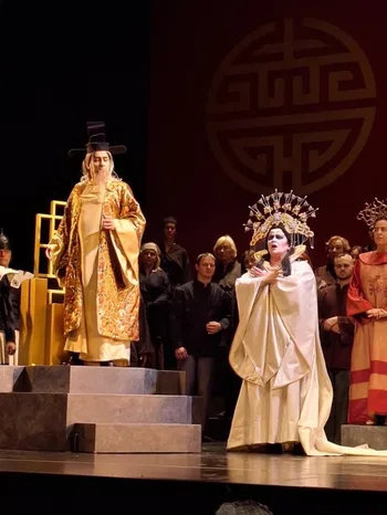 Ortiz, Turandot