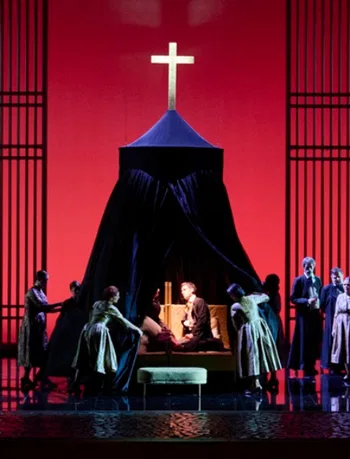 La Favorite. Regie de Carrasco