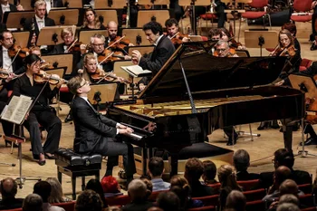 Víkingur Ólafsson y Alain Altinoglu con la Orquesta Royal Concertgebouw Amsterdam