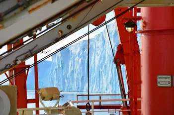 Borde de hielo del glaciar Thwaites durante la expedición PS104