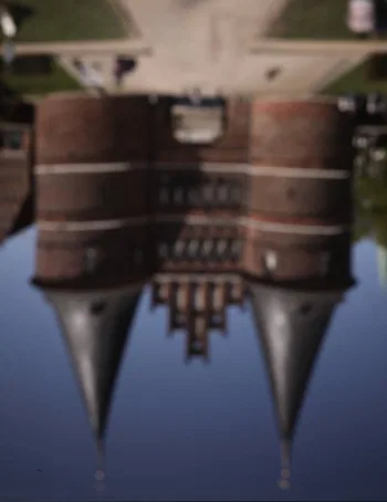 Das Holstentor steht kopf