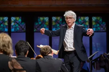 Antonini dirigiendo 'Tolomeo'