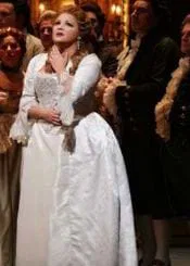 Anna Netrebko como Maddalena di Coigny