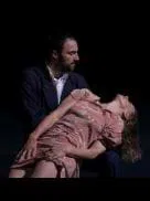El primer abrazo (y la coreografía del sudor)                                                              