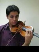 Un joven talento del violín                                                                                
