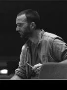 Una luz en medio de la noche...                                                                            