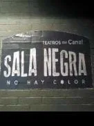 ... de vos a un asno, compadre, no hay alguna diferencia, en cuanto toca al rebuznar ...                   