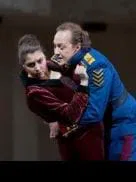 Casi un siglo después                                                                                      