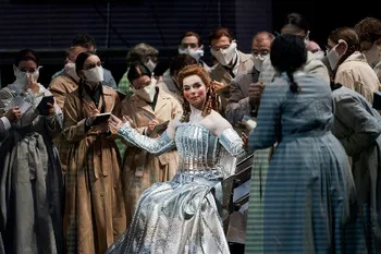 Les contes d’Hoffmann según Pelly