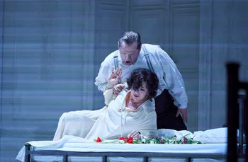 Krassimira Stoyanovas y Gregory Kunde