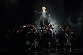 Roberto Devereux, régie de Alessandro Talevi