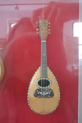 Bandolim no Museu Fernando Blanco de Cee