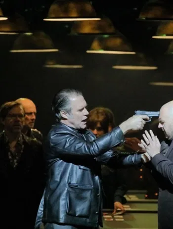 Andrews, La dama de picas