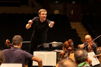 Roberto González-Monjas en su ensayo con la OSG