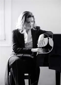 Cristina Lucio-Villegas