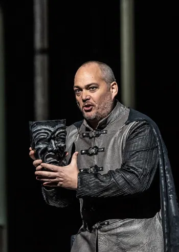 'Otello' según Warner