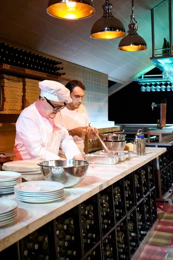 Suárez, Don Pasquale