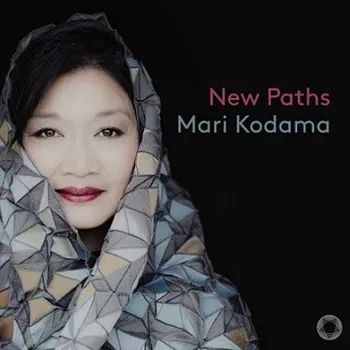 Carátula de  'New paths'