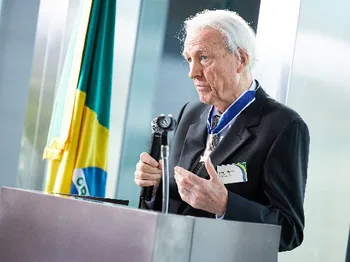 Klaus Heymann durante el acto de recogida de la distinción