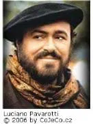 Pavarotti sale del hospital                                                                                