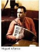 El acordeonista canario Miguel Afonso debuta en Bruselas ante 2.000 personas                               