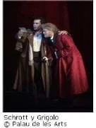 Salvados por el teatro                                                                                     