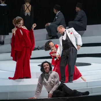 Escena de 'Salomé' en el Teatro Colón