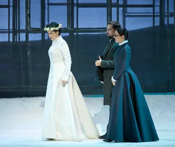 Donizetti, Lucia di Lammermoor. Regie de Pelly