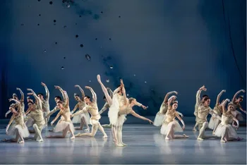 Escena de «Joyas» de George Balanchine