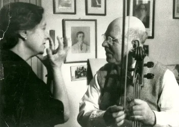 Reencuentro de Conxita Badia con Pau Casals en 1950, después de trece años separados por la guerra, el exilio y la dictadura
